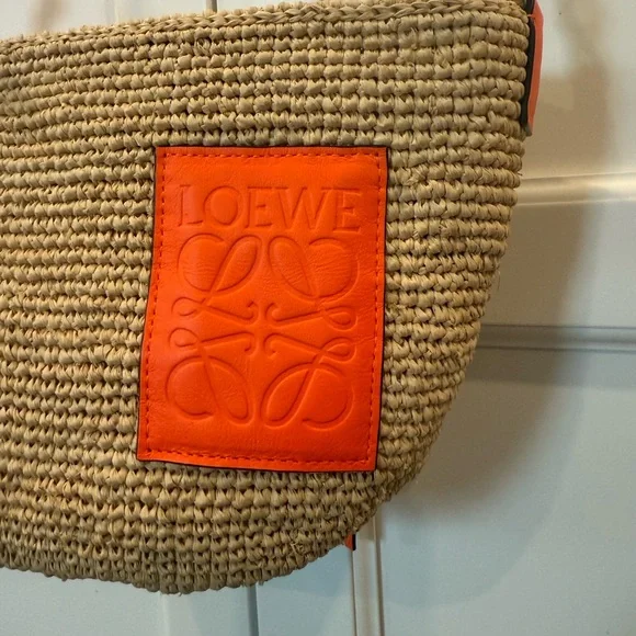 Loewe Tan and Orange Crossbody  pochette bag in raffia and calfskin - Picture 3 of 13